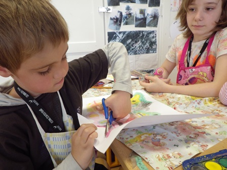 2013_05_23_06_vystřihujeme_barevňáka_05